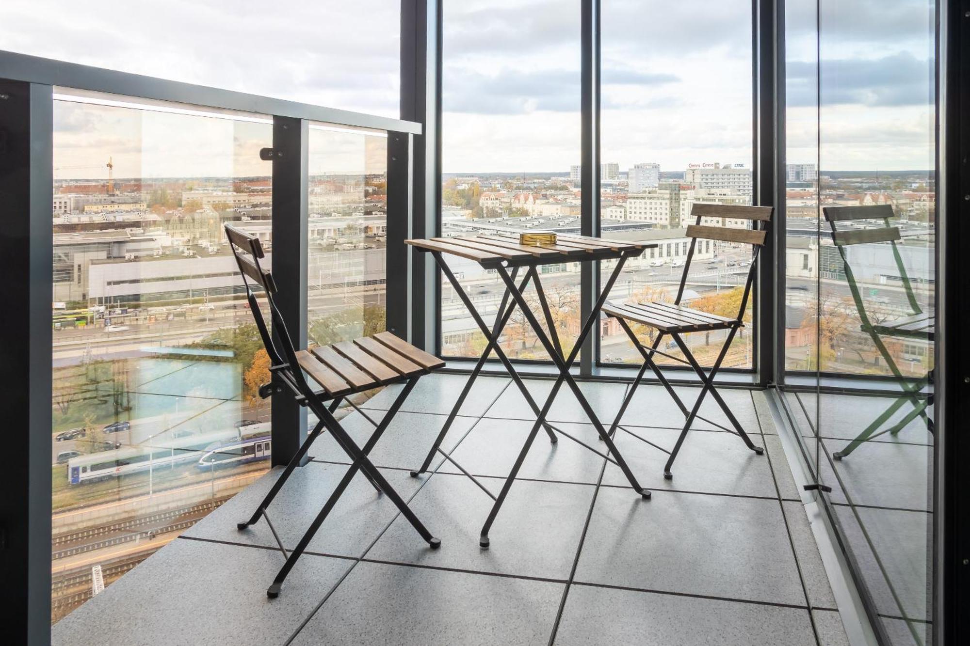 Apartamenty Towarowa Poznaň Exteriér fotografie